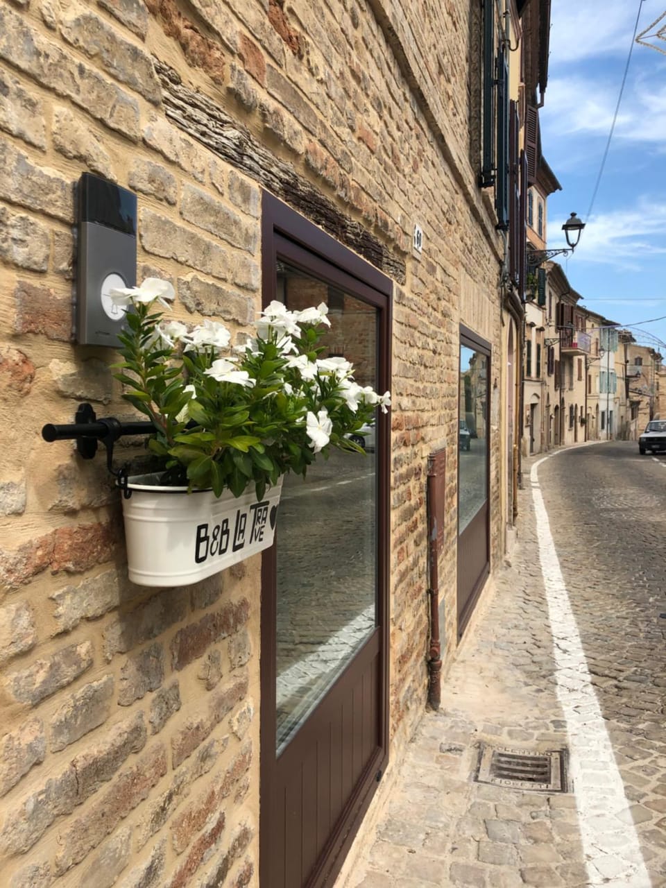 Facade/entrance, Property logo or sign