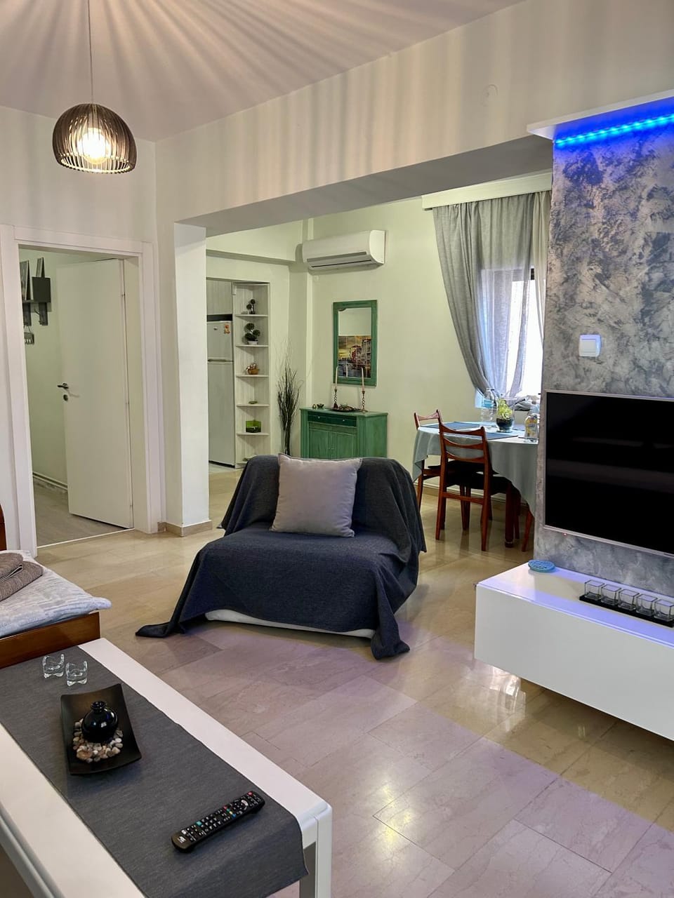 Super Nuova - Private Parking Apartment in Thessaloniki