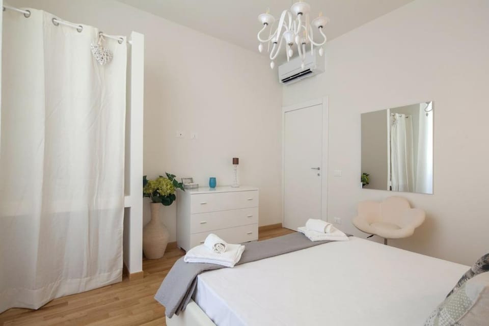 LEO'S HOME Apartment in La Spezia