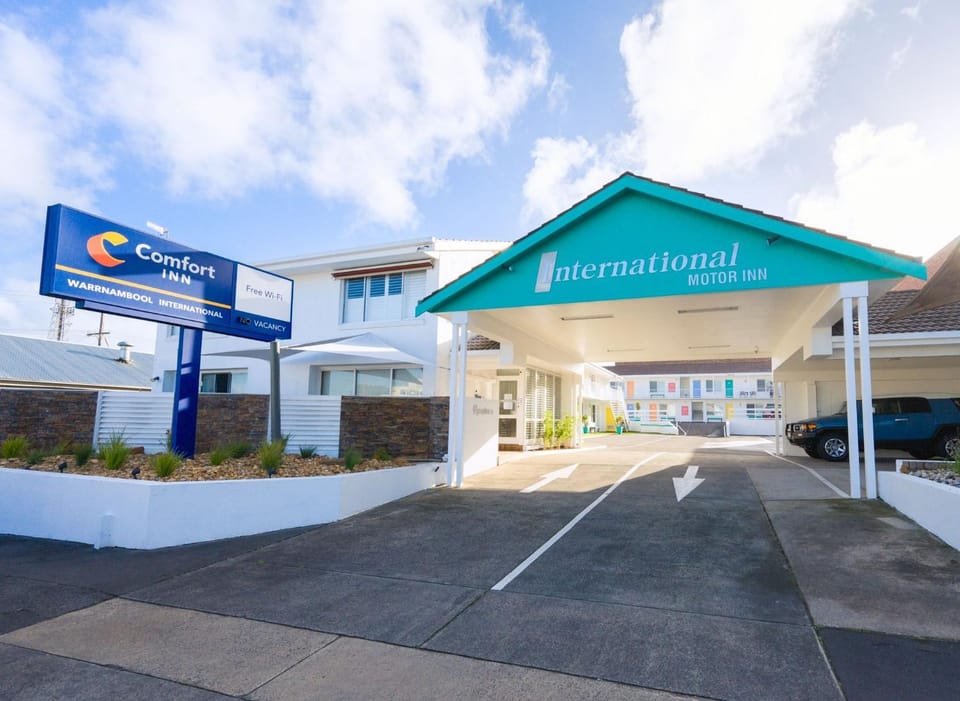 Facade/entrance, Property logo or sign
