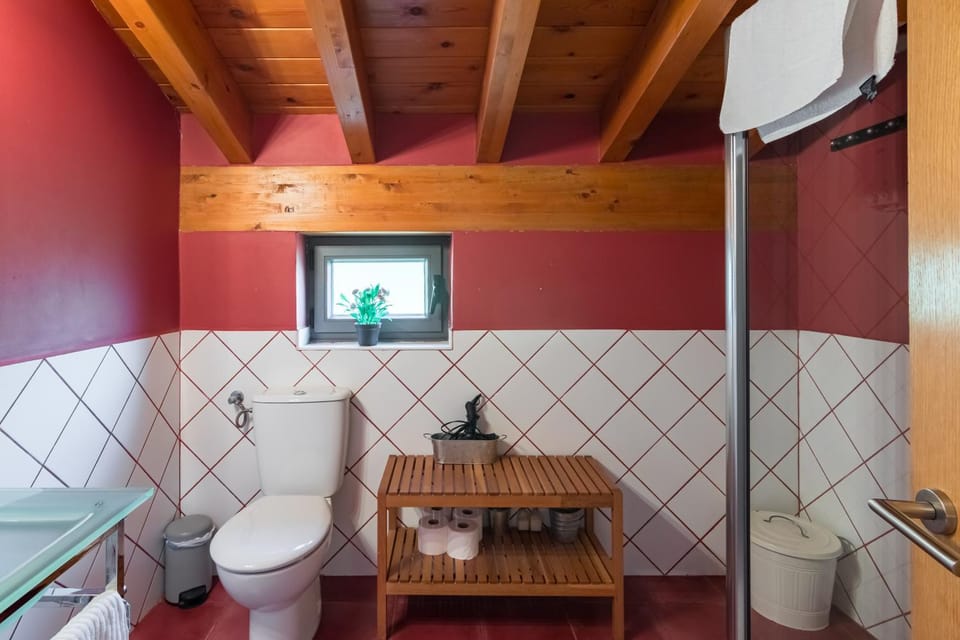 Bathroom, Living room