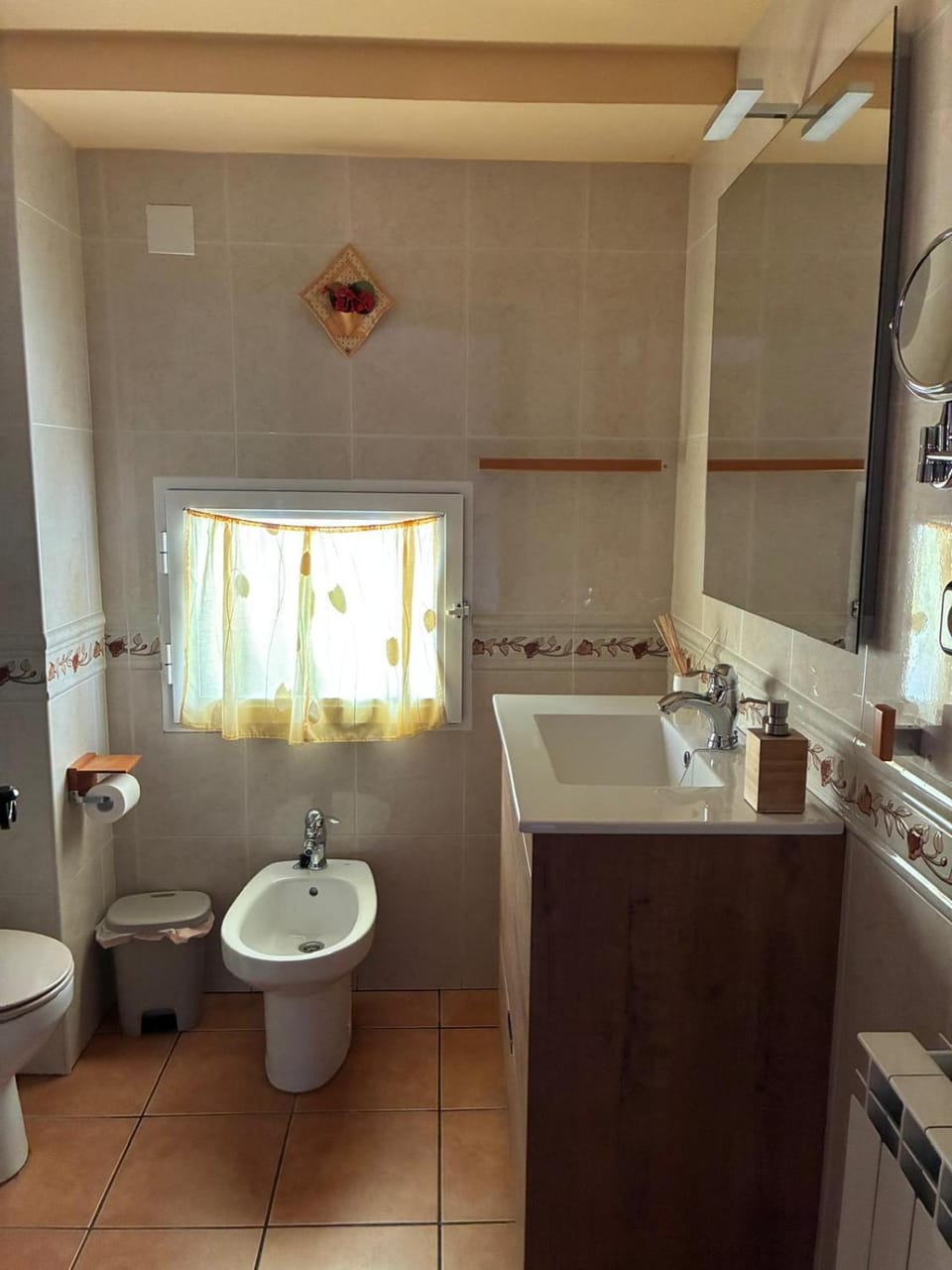 Bathroom, bidet, towels