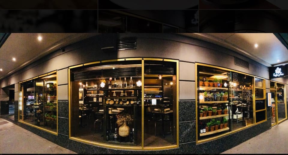 Restaurant/places to eat, Neighbourhood, Dinner, Alcoholic drinks