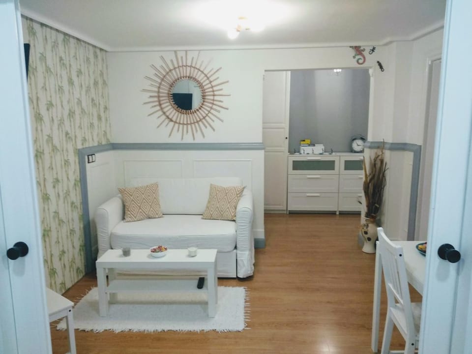 Happy Home Getxo Beach Apartment in Basque Country