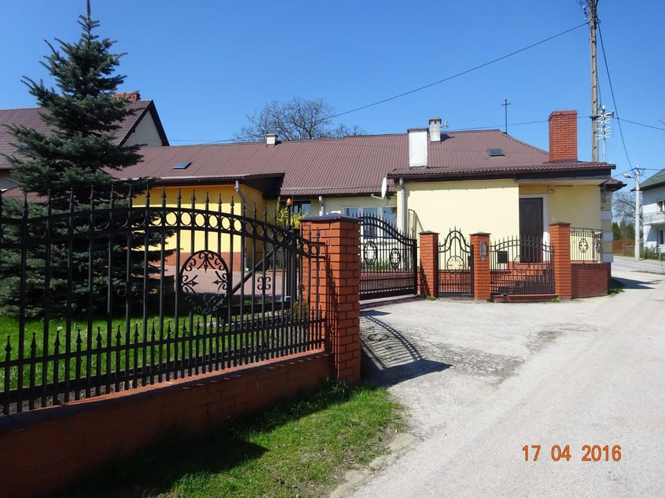 Noclegi " Przy Świerku" Farm Stay in Poland