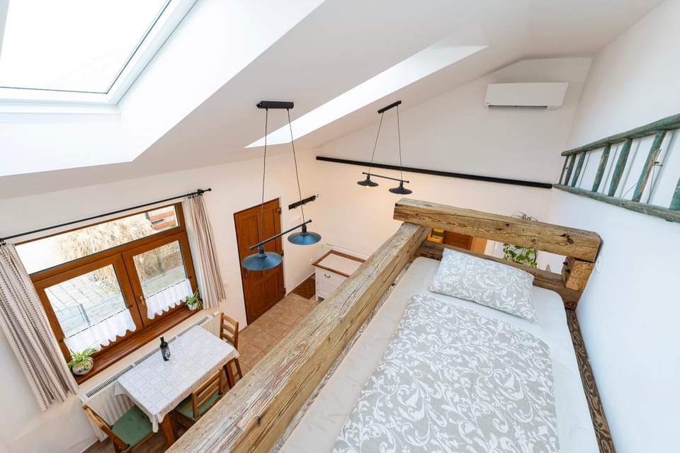 Bed, Garden view, heating, air conditioner