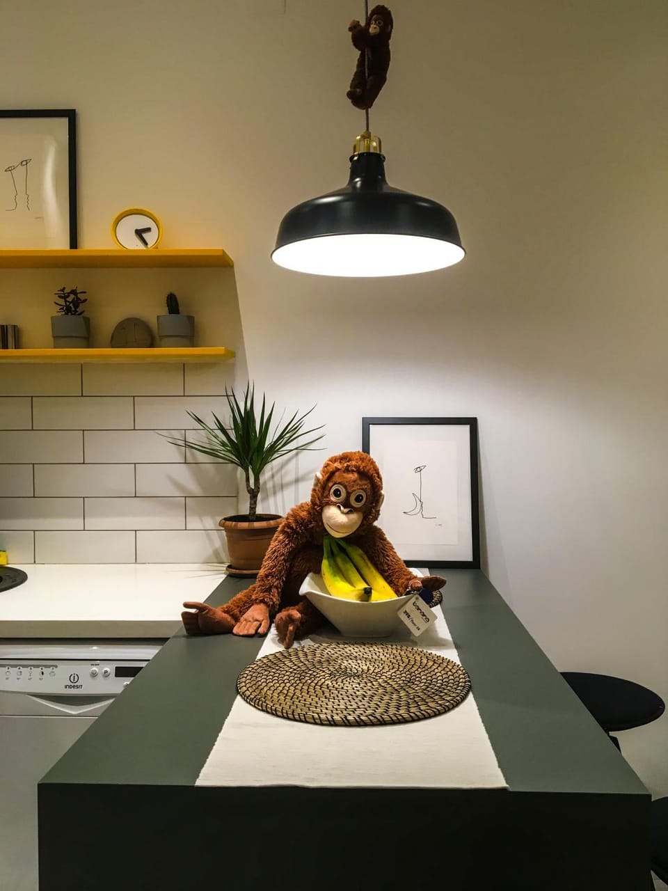 Night, Winter, Coffee/tea facilities, Kitchen or kitchenette, Dining area, On site