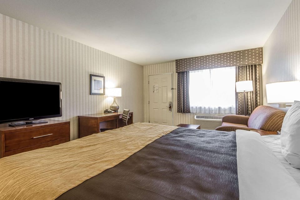 Photo of the whole room, On site