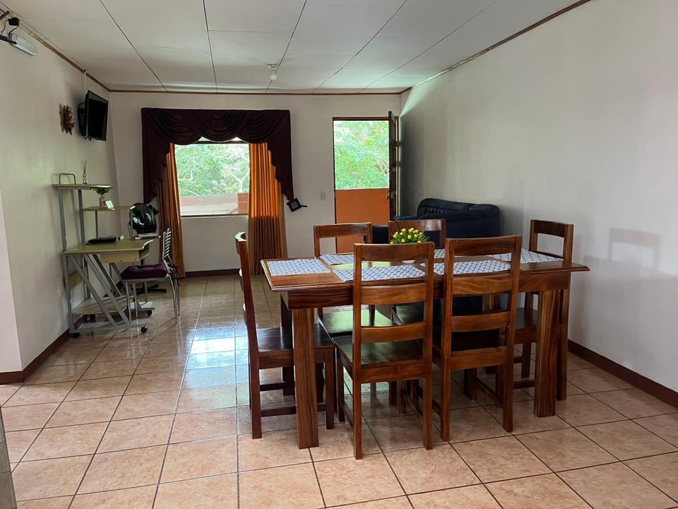 Globi Lodge #4 Apartment in Monteverde
