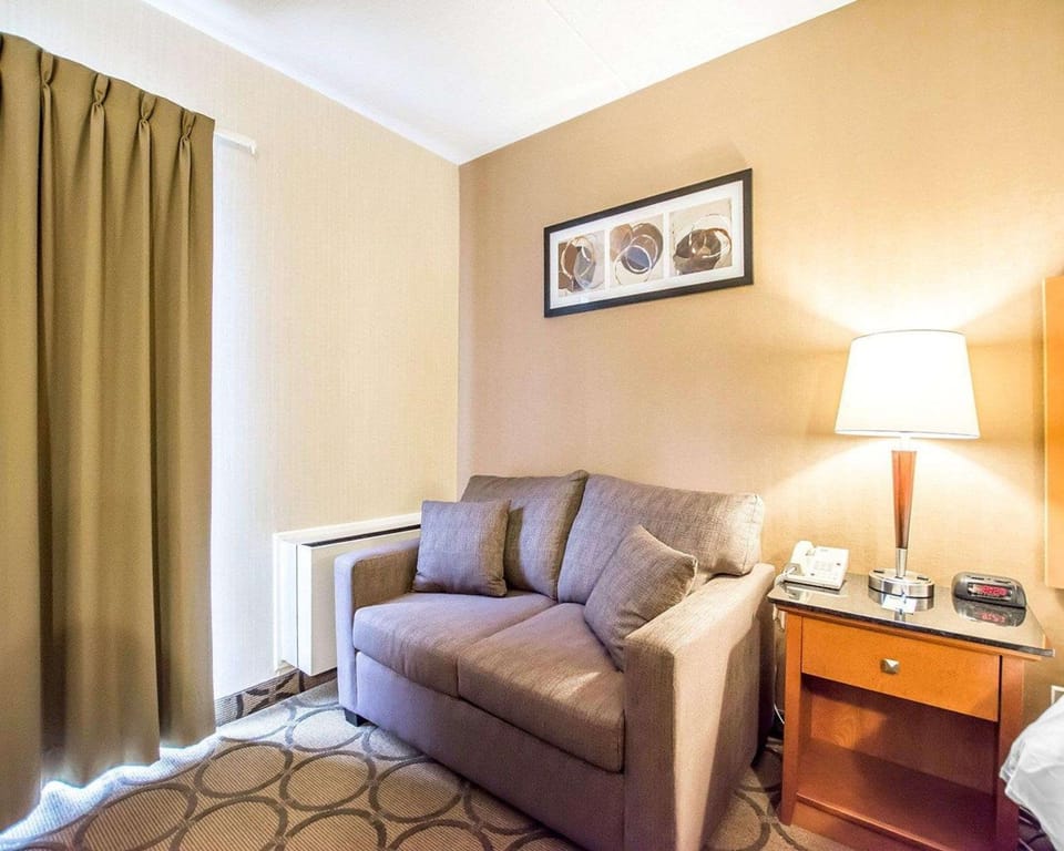 Photo of the whole room, On site
