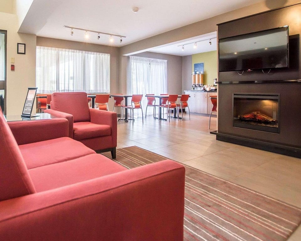 Lobby or reception, On site