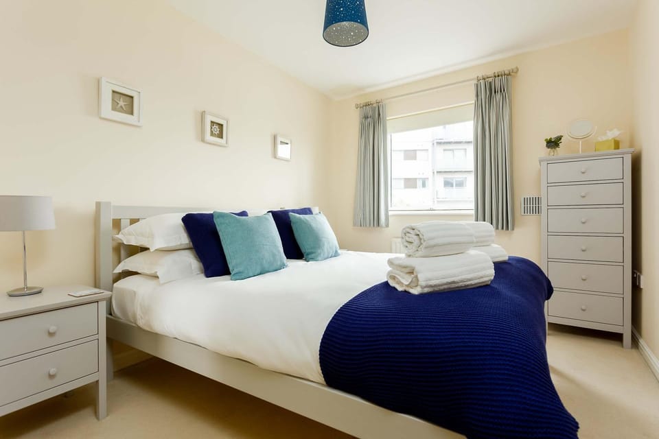 Coxswain's Cabin - Moments from Hamworthy Beach and Park Cabin in Poole