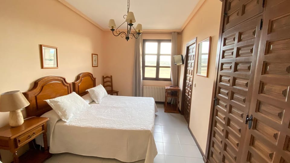 Hostal Las Paneras Bed and Breakfast in Castile-La Mancha