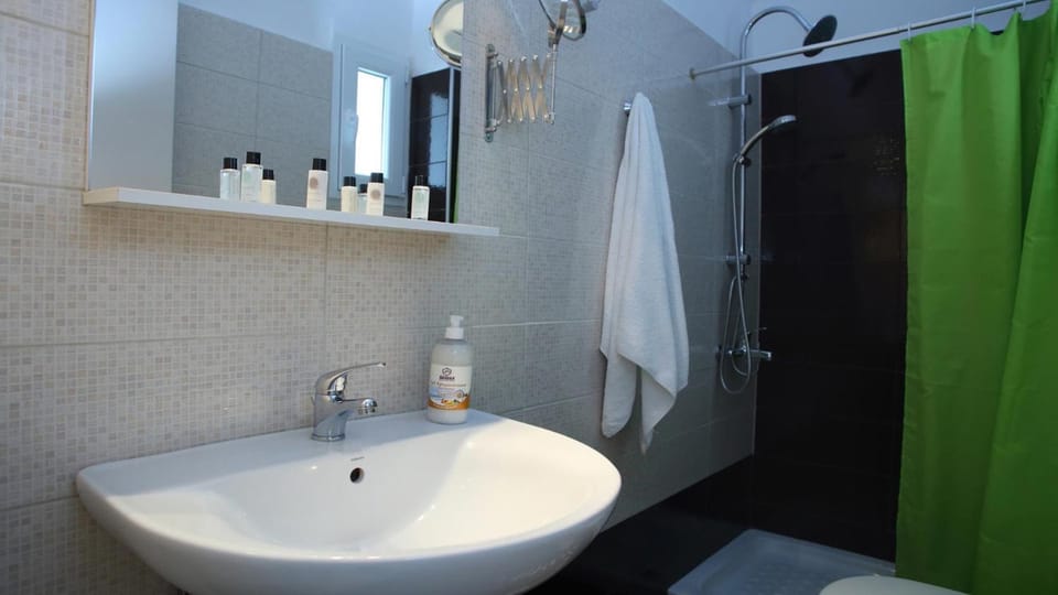 Nidri Bay Studios Apartment hotel in Lefkada, Lefkada Municipality, Greece