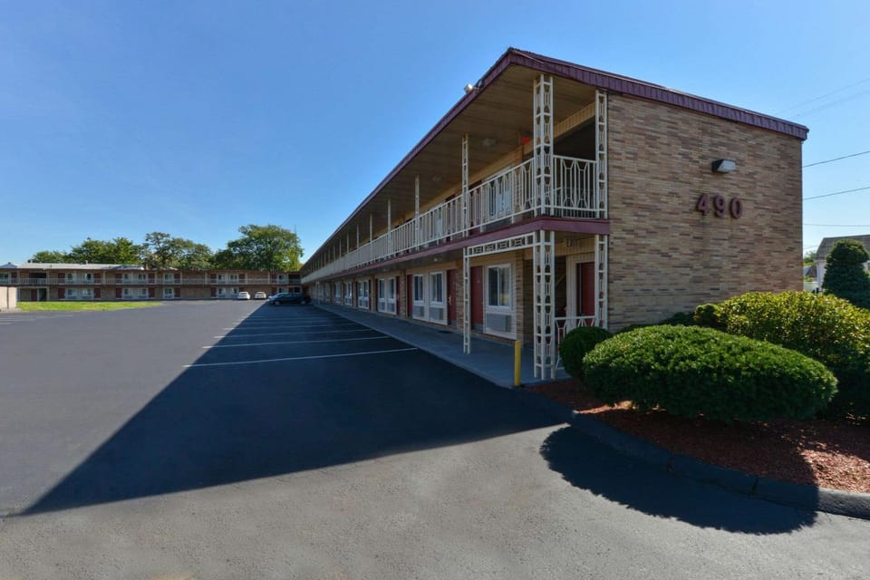 Property building, On site
