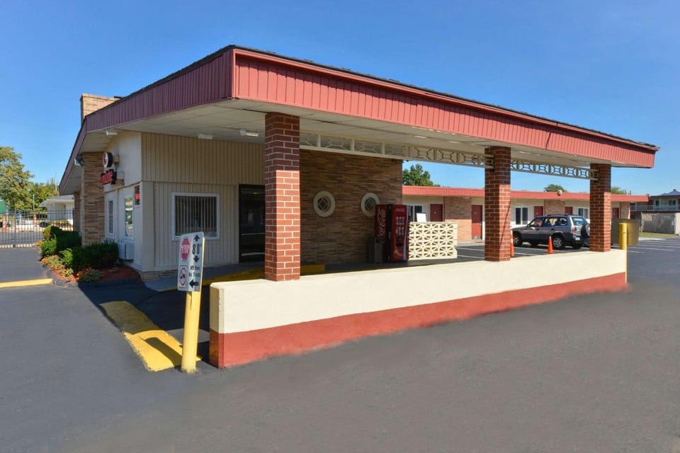 Property building, On site