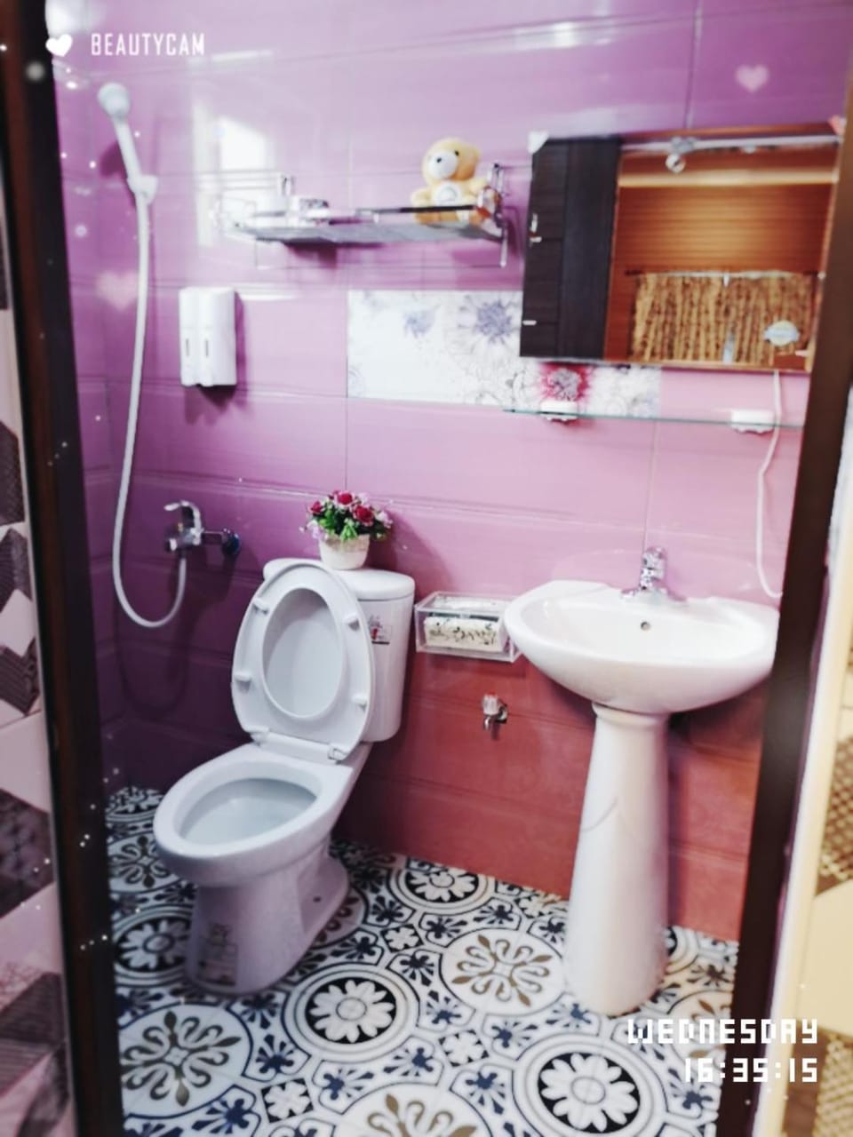 Full House B&B Bed and Breakfast in Kaohsiung