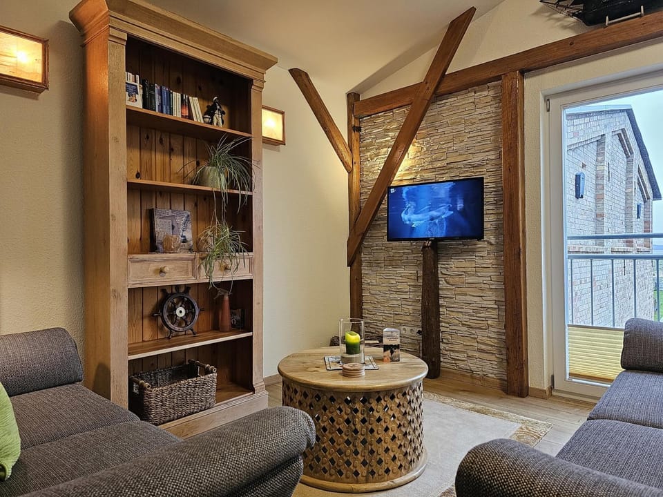 Auszeit im 'Heuboden' am SchilfMeerhof Apartment in Mecklenburg-Vorpommern, Germany