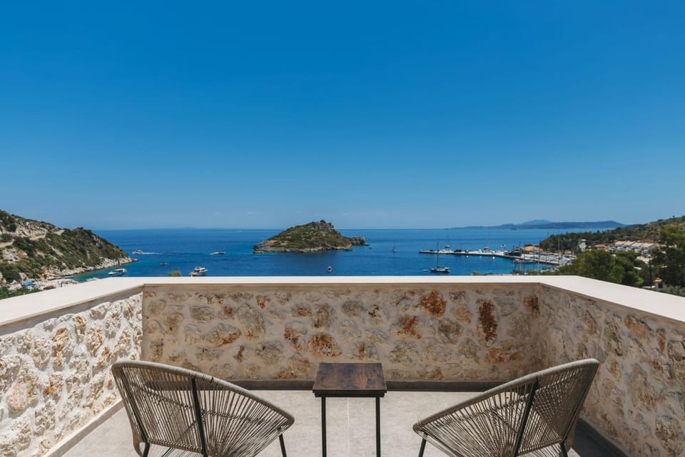 Natural landscape, View (from property/room), Balcony/Terrace, Sea view
