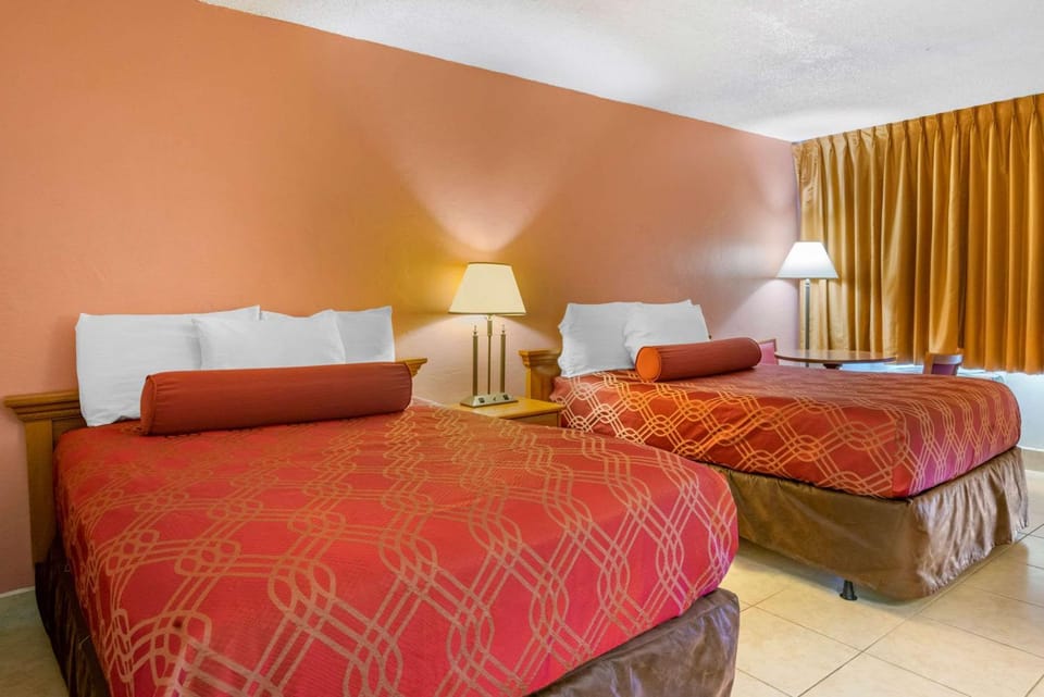 Photo of the whole room, Bedroom, On site