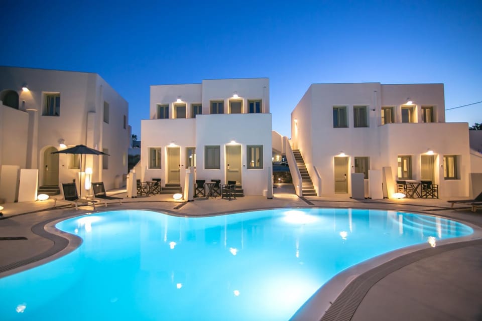 Property building, Swimming pool