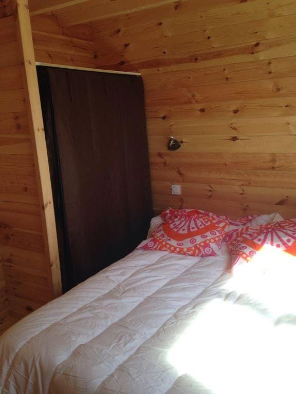 Petit chalet en presqu'iles de crozon Chalet in Finistere