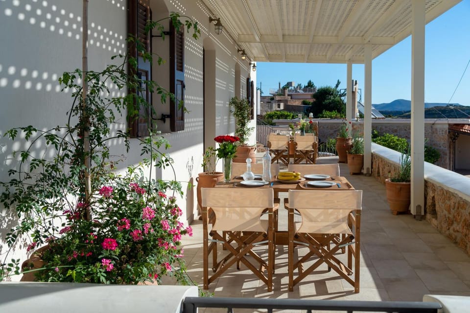 Property building, Balcony/Terrace