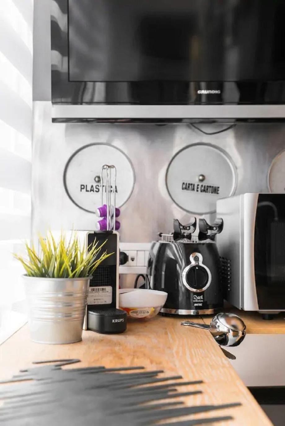 TV and multimedia, Coffee/tea facilities, Kitchen or kitchenette