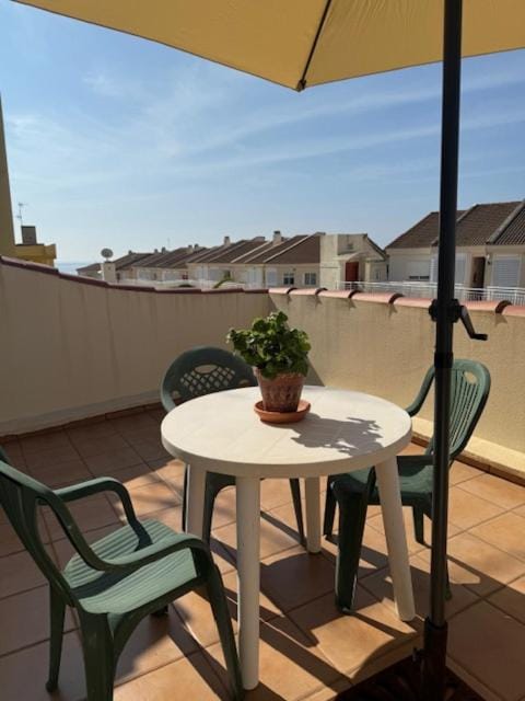 Balcony/Terrace, Balcony/Terrace