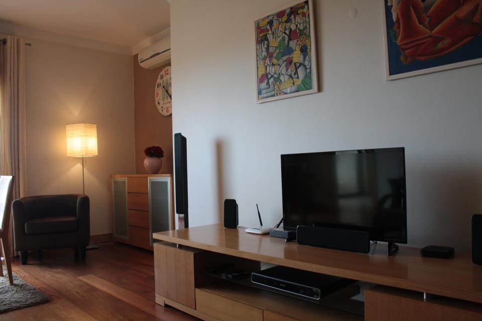 Communal lounge/ TV room, Living room