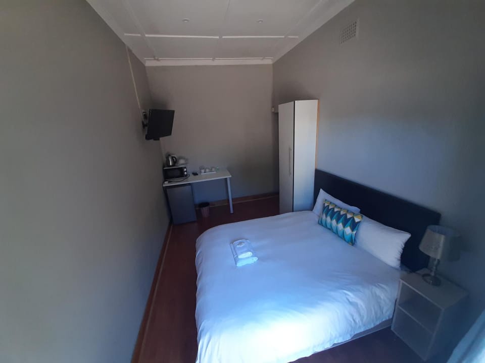 Lux Rooms on 37 Bed and Breakfast in South Africa