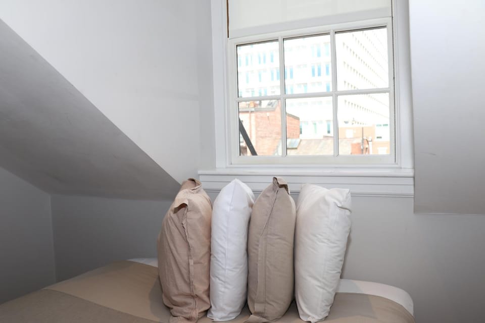 Bed, View (from property/room)