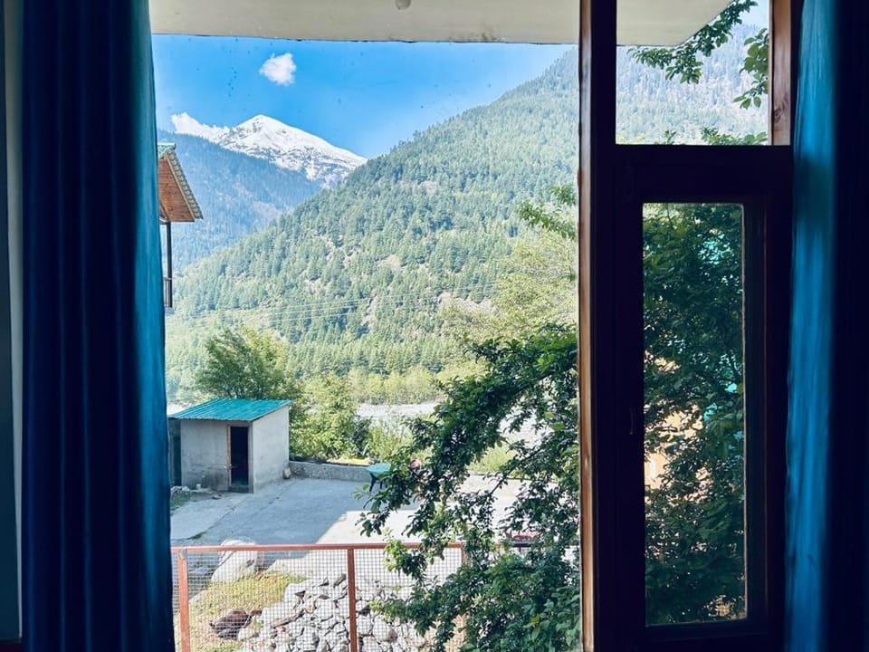 View (from property/room), Mountain view