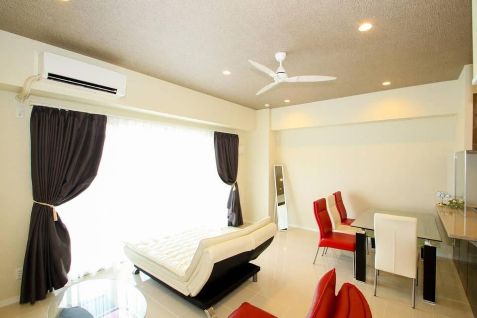 オーシャンリゾート真栄田岬 Apartment in Okinawa Prefecture