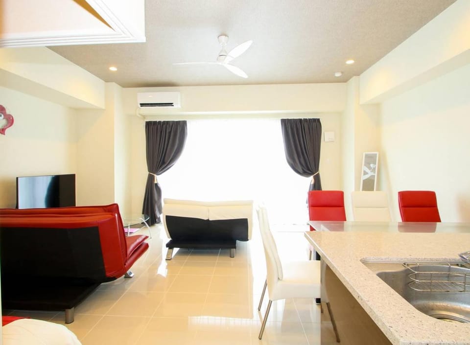 オーシャンリゾート真栄田岬 Apartment in Okinawa Prefecture