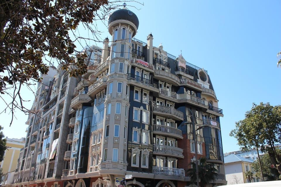 Batumi apartment in front of Sheraton Apartment in Batumi