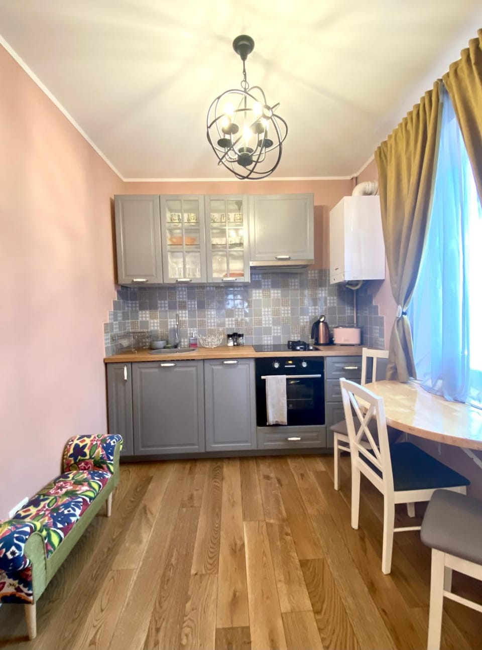 StayPlay Center Theater Brasov Apartment in Brasov