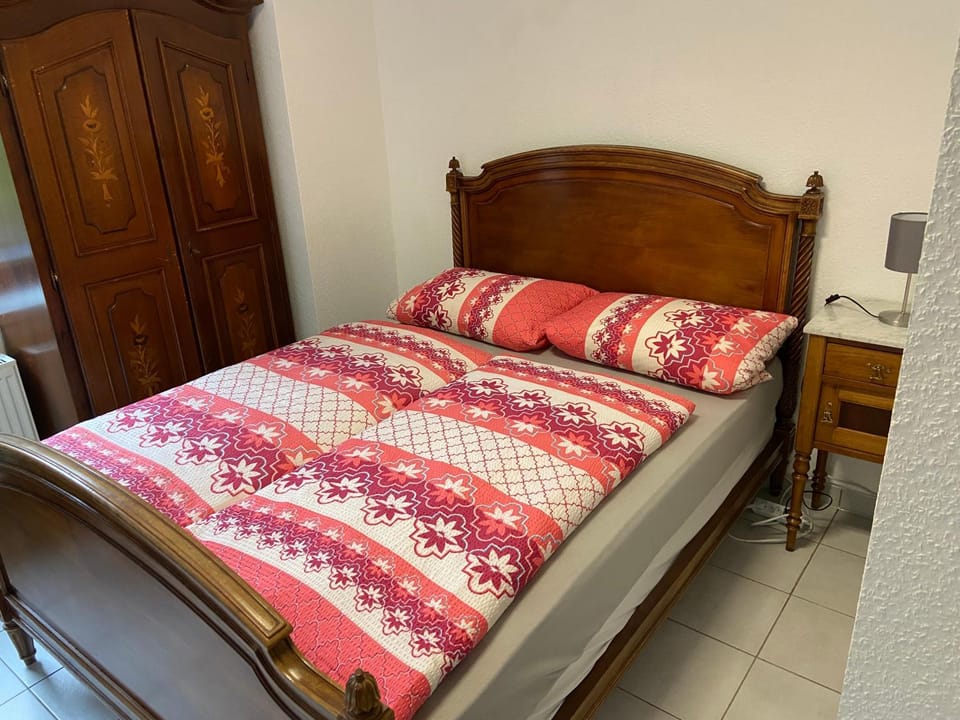 Bahnhof Grenzau Bed and Breakfast in Rhineland-Palatinate