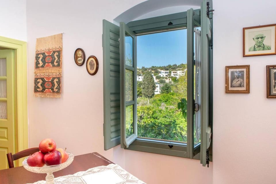 Day, Natural landscape, View (from property/room), Balcony/Terrace, Living room, Decorative detail, Decorative detail, Dining area, Area and facilities, Area and facilities, Area and facilities, Dinner, Dinner, furniture, furniture
