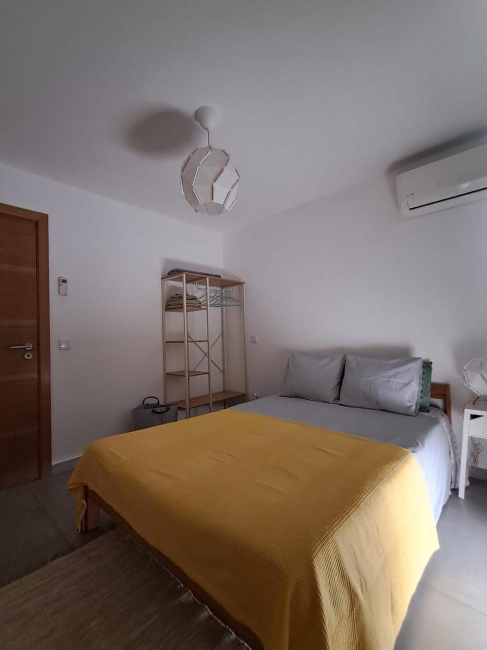 ALMAS ROOMS Bed and Breakfast in Lagos