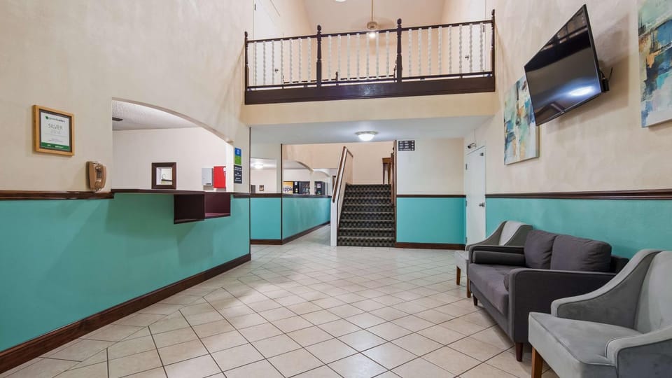 Lobby or reception, On site