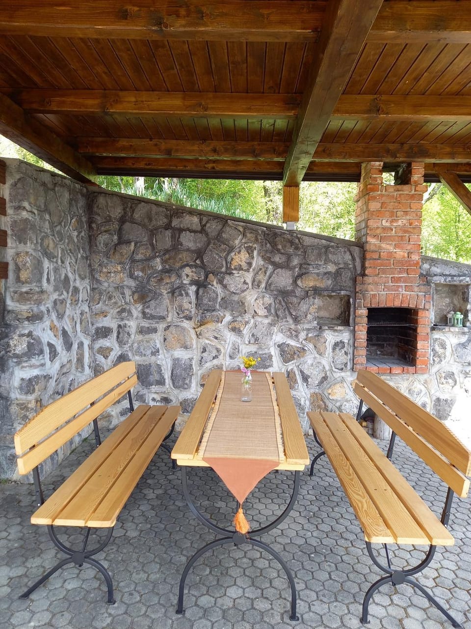 Patio, BBQ facilities, Seating area