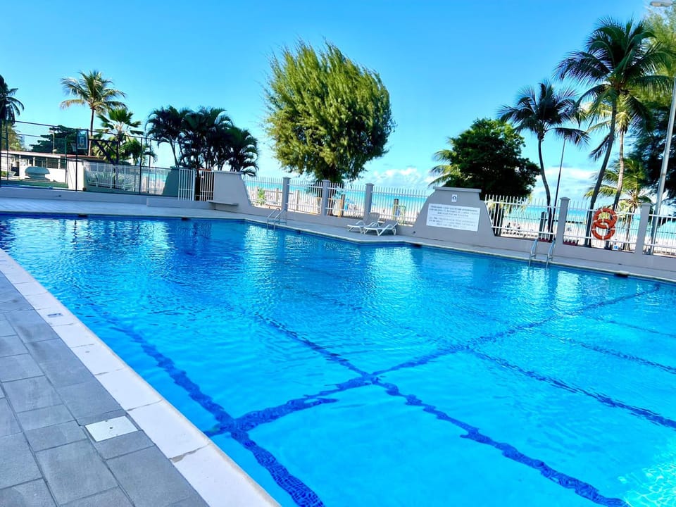 Ocean View apt on Isla Verde in a 14th floor Apartment in Carolina