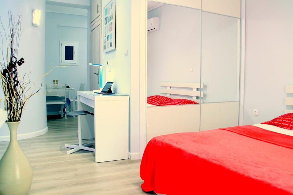 Living room, Photo of the whole room