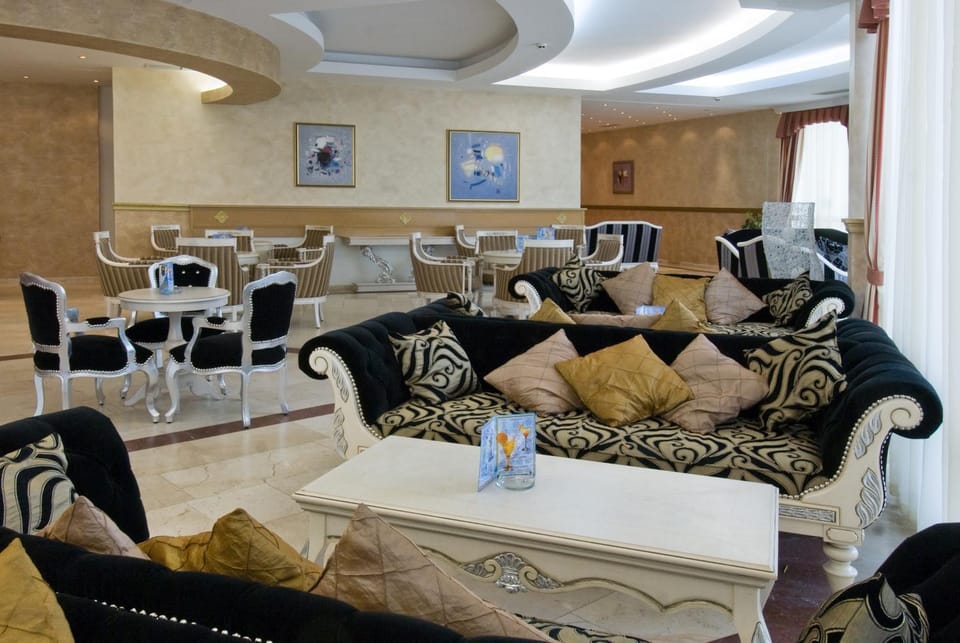 Lobby or reception, Seating area