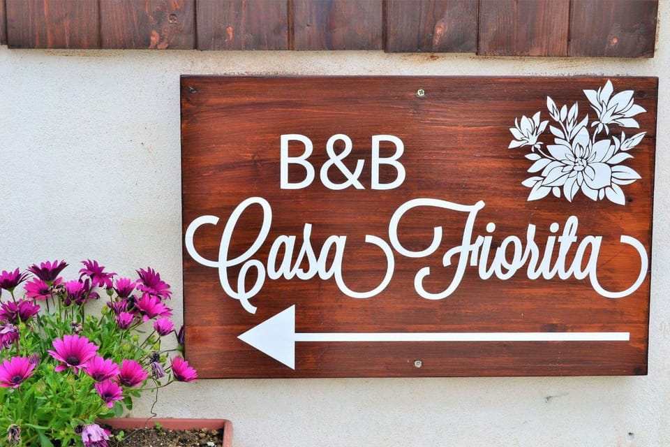 Property building, Property logo or sign, Street view