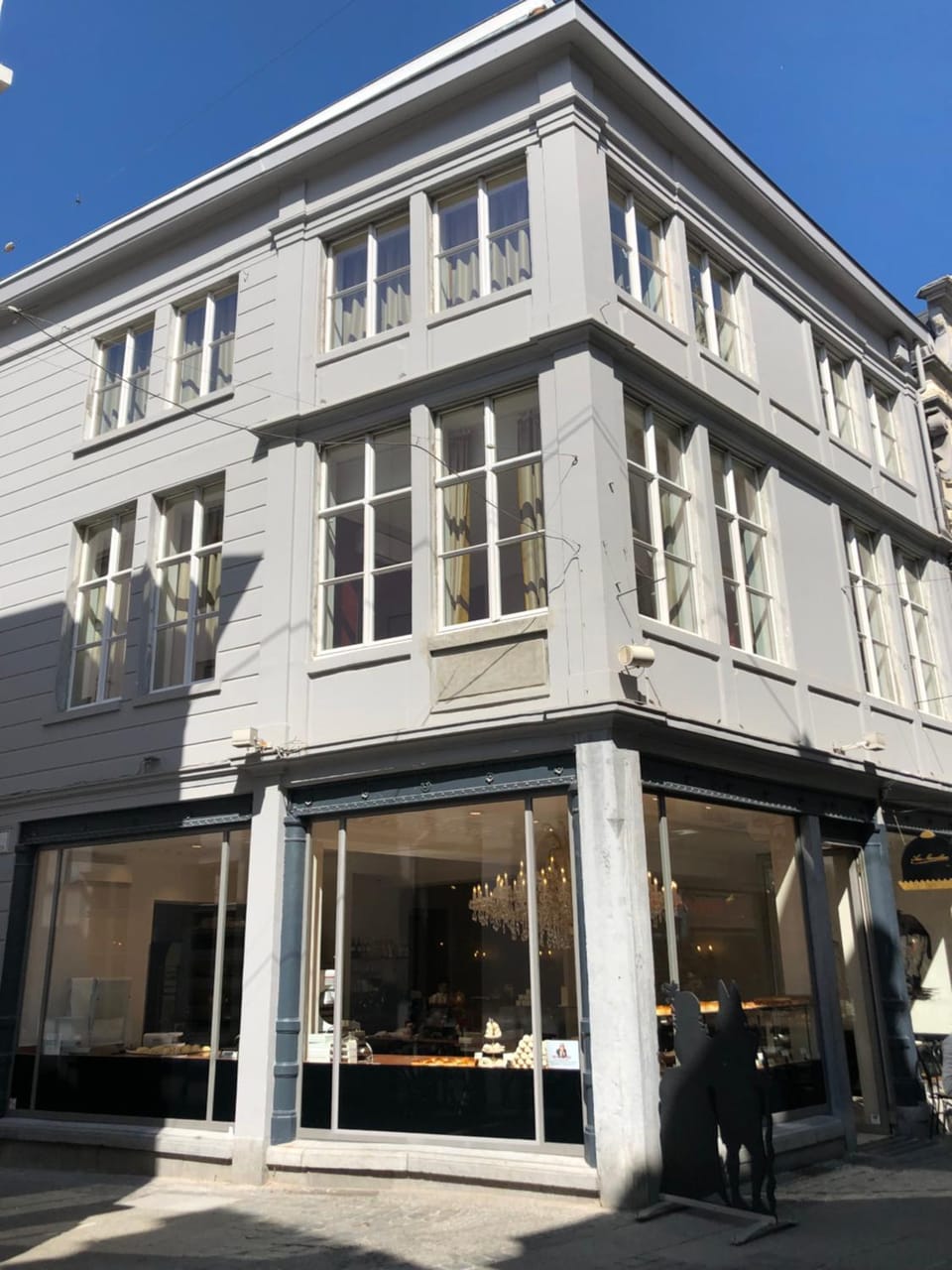 Property building, Facade/entrance