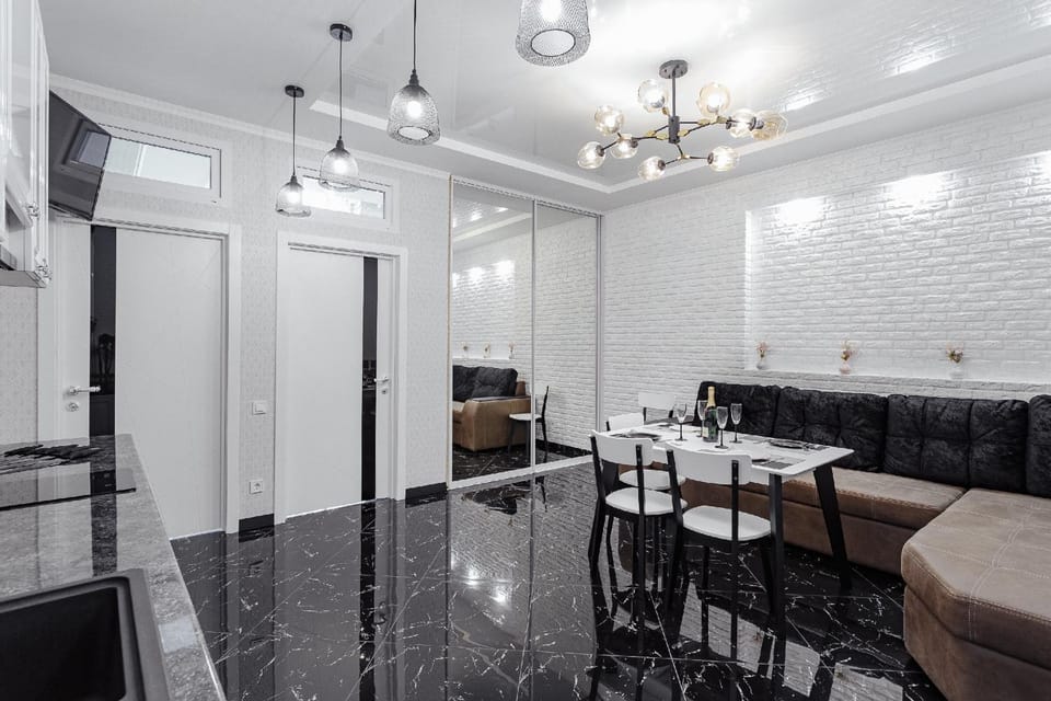 Kitchen or kitchenette, Living room, Business facilities, Dining area