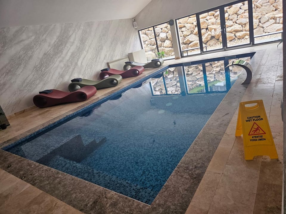 HAPPY TIMES Bed and Breakfast in Brașov County