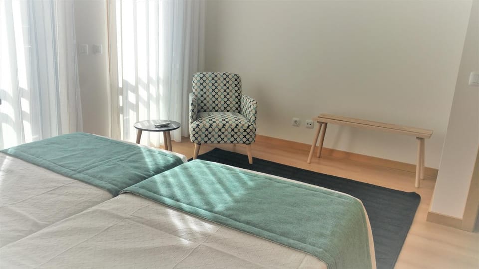 Bedroom, Swimming pool